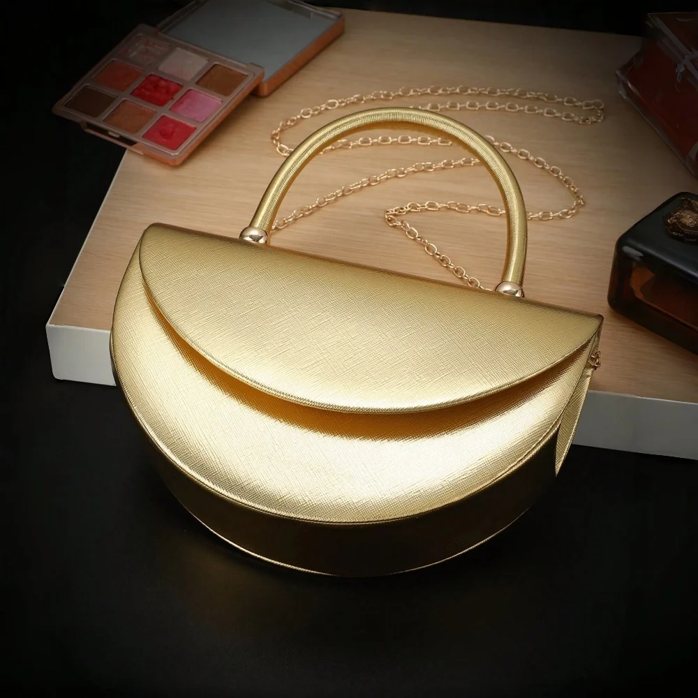 Halfmoon Shiny Evening Handbag - Wallet Chain Bag บทวิจารณ์และราคา
