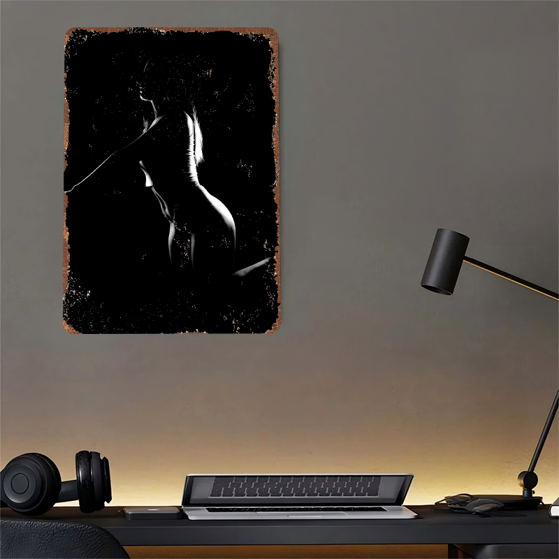 Silhouette of a Woman Metal Po - Women Accessories Poster บทวิจารณ์และราคา