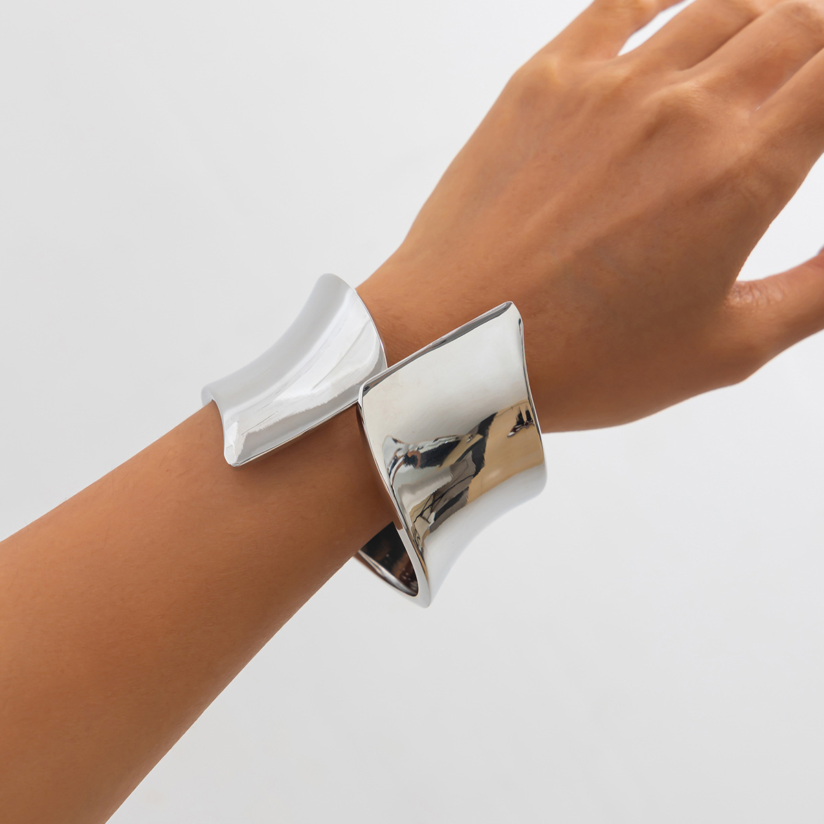 Punk Thick Chunky Irregular Ge - Resin Bangle Bracelet บทวิจารณ์และราคา