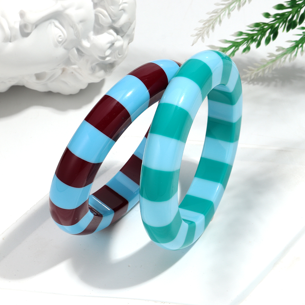 New Colorful Striped Resin Ban - Resin Bangle Bracelet บทวิจารณ์และราคา