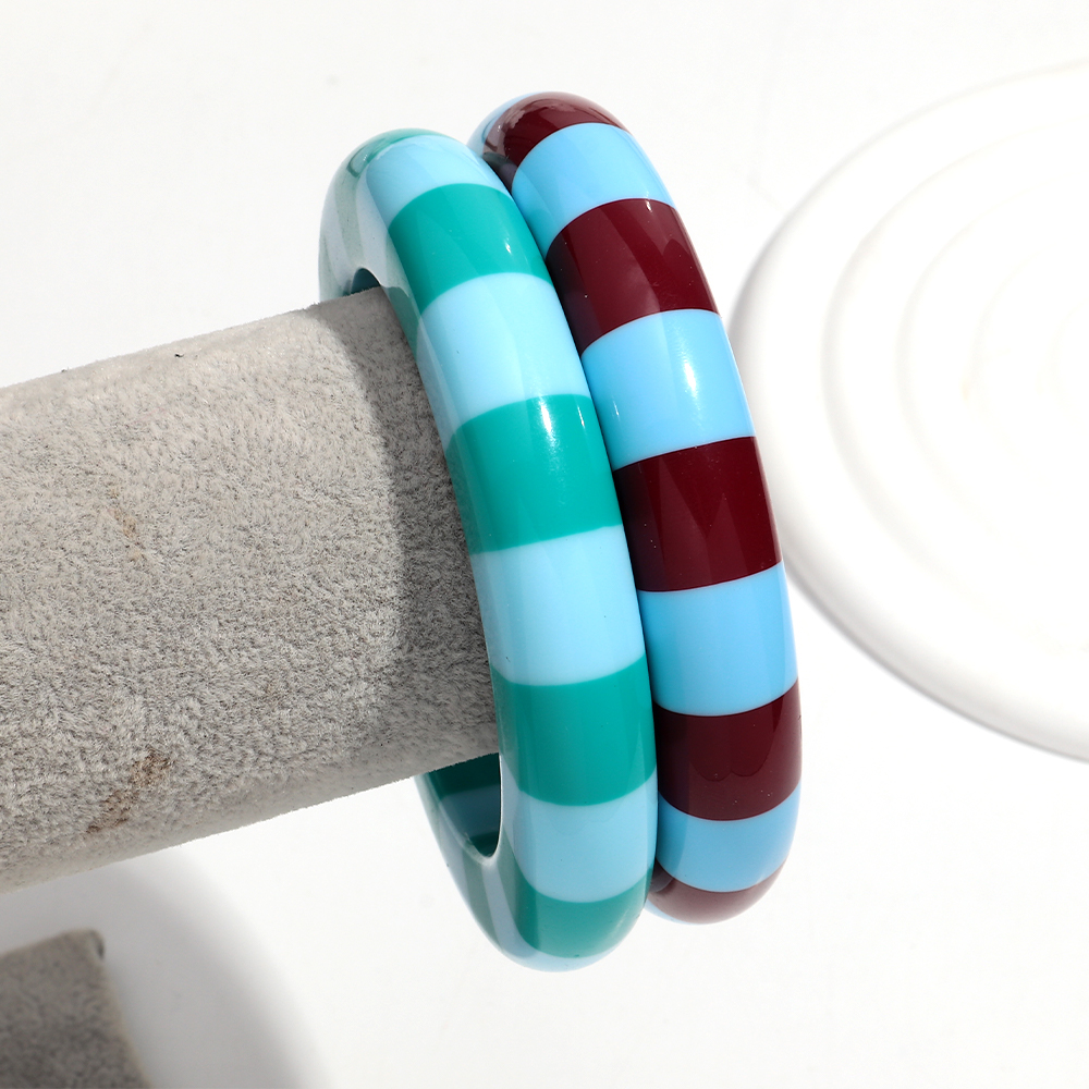 New Colorful Striped Resin Ban - Resin Bangle Bracelet บทวิจารณ์และราคา