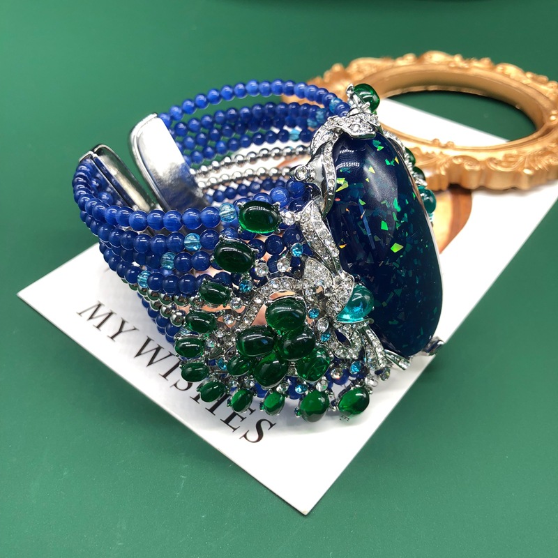 Luxury Vintage Chunky Beaded B - Resin Bangle Bracelet บทวิจารณ์และราคา